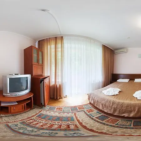 Sonyachna Polyana (Transcarpathia)