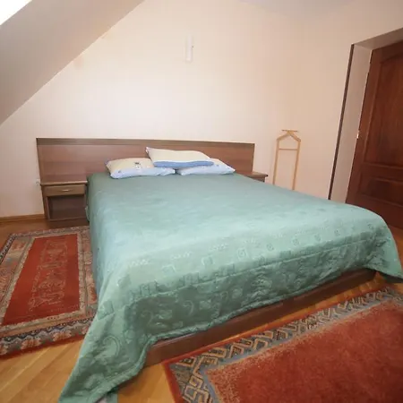 Sonyachna Polyana (Transcarpathia)